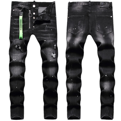 Slim fit jeans z zawieszką.