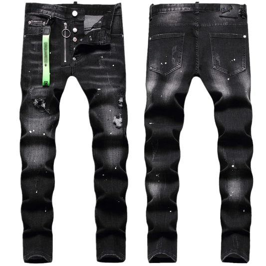 Slim fit jeans z zawieszką.